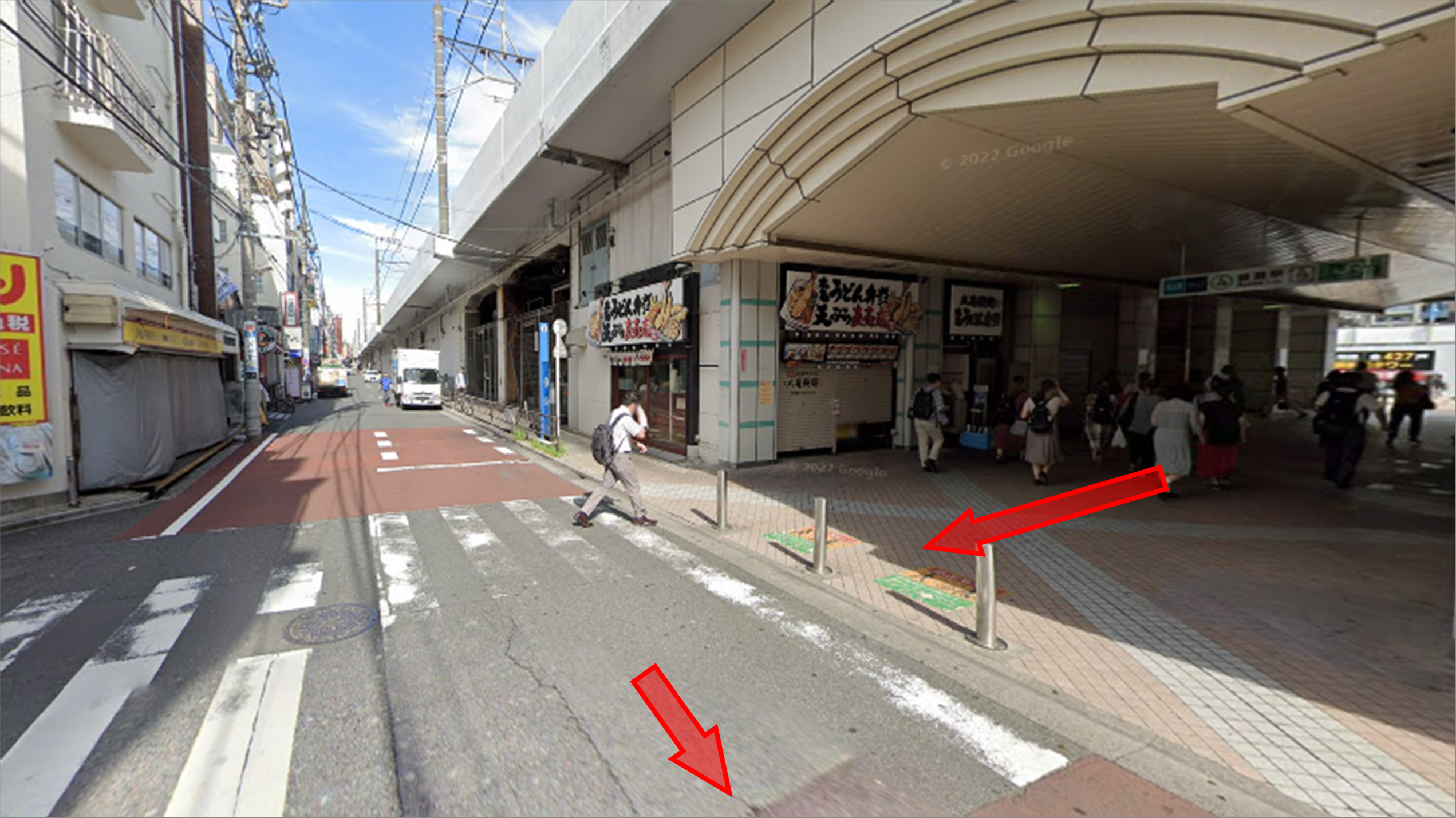 綾瀬駅東口を南側から出て東へ進む