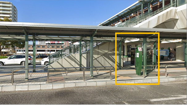 チキンゴルフららぽーと和泉店へのアクセス|5番乗り場からバスに乗車