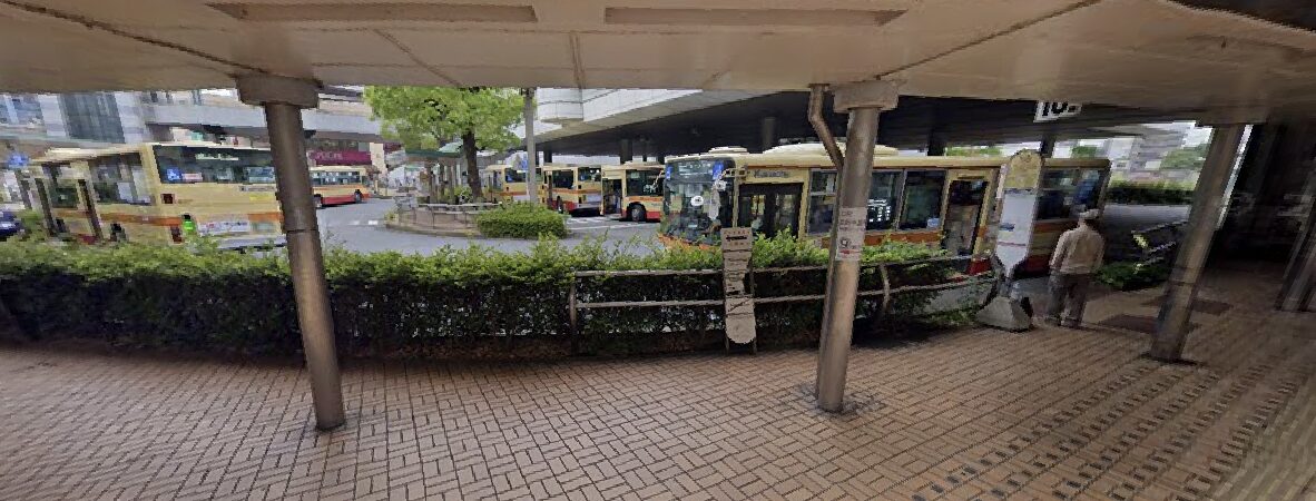 厚木バスセンター9番乗り場から乗車